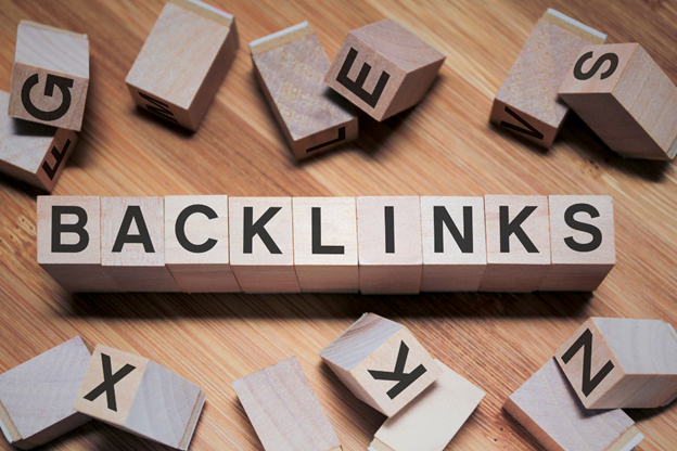 backlinks letter in square shape letter